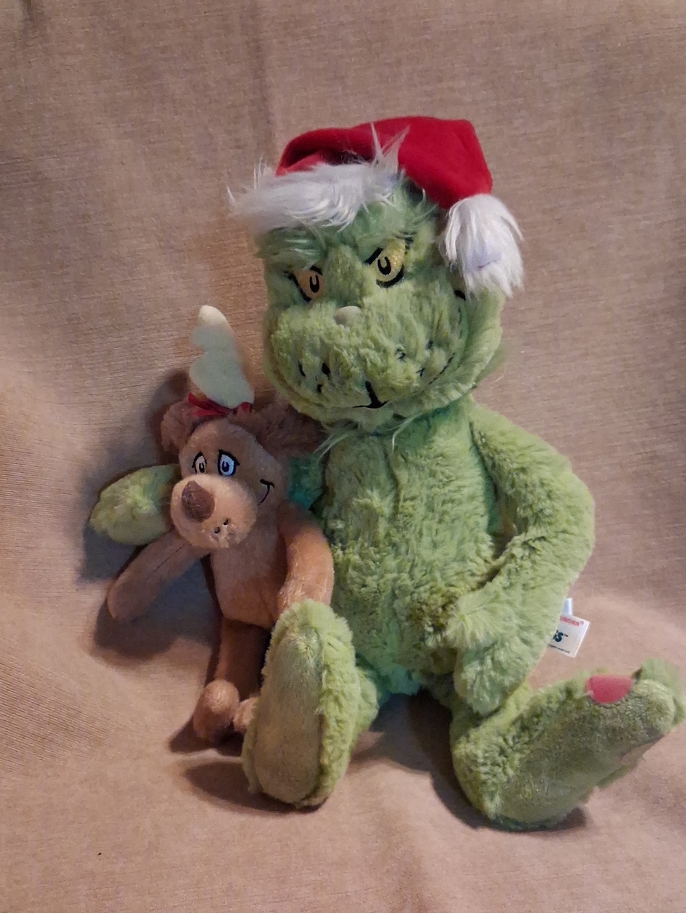 Barnes & Noble Exclusive The Grinch With Santa Hat and Max Soft Stuffed Plush